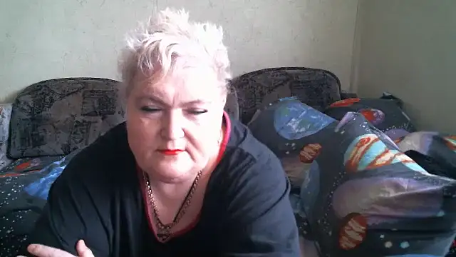 Snapshot of Lana555 chatting on April 24, 2026, 7:21 am Lana555 online show from April 24, 2026, 7:21 am