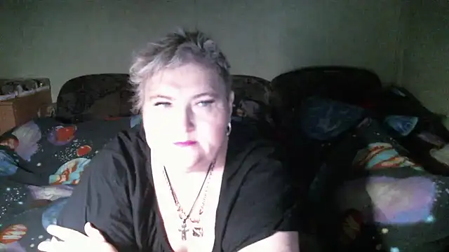 Snapshot of Lana555 chatting on April 12, 2026, 1:31 am Lana555 online show from April 12, 2026, 1:31 am