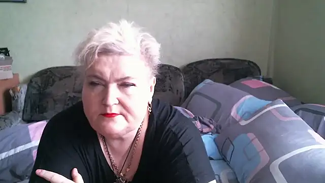 Snapshot of Lana555 chatting on May 10, 2026, 9:02 am Lana555 online show from May 10, 2026, 9:02 am
