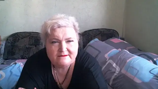 Snapshot of Lana555 chatting on May 15, 2026, 6:22 am Lana555 online show from May 15, 2026, 6:22 am