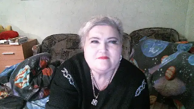 Snapshot of Lana555 chatting on April 21, 2026, 7:42 pm Lana555 online show from April 21, 2026, 7:42 pm