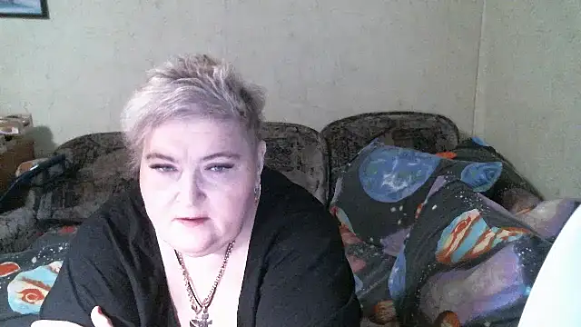 Snapshot of Lana555 chatting on April 13, 2026, 8:24 pm Lana555 online show from April 13, 2026, 8:24 pm