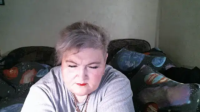 Snapshot of Lana555 chatting on April 15, 2026, 12:16 am Lana555 online show from April 15, 2026, 12:16 am