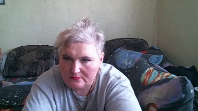 Snapshot of Lana555 chatting on April 15, 2026, 12:21 pm Lana555 online show from April 15, 2026, 12:21 pm