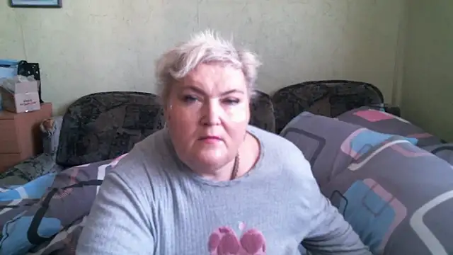 Snapshot of Lana555 chatting on May 8, 2026, 8:18 am Lana555 online show from May 8, 2026, 8:18 am