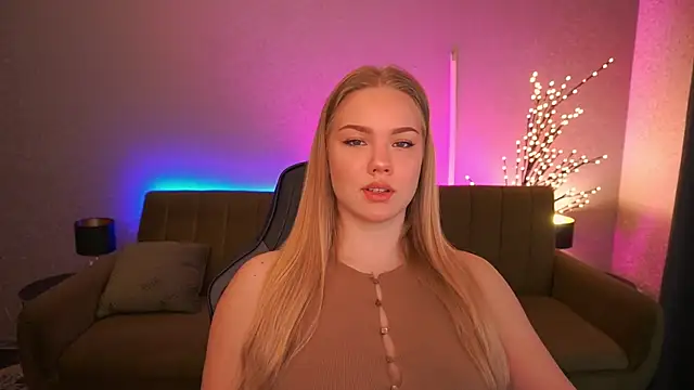 CelesteNoir online show from October 13, 2025, 6:15 am