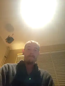 Snapshot of piercingpik chatting on February 22, 2026, 9:49 pm piercingpik online show from February 22, 2026, 9:49 pm