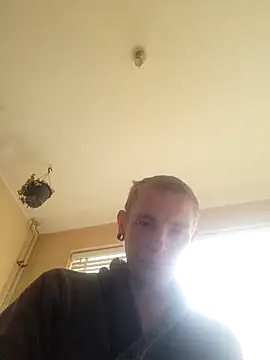 Snapshot of piercingpik chatting on February 28, 2026, 1:00 pm piercingpik online show from February 28, 2026, 1:00 pm