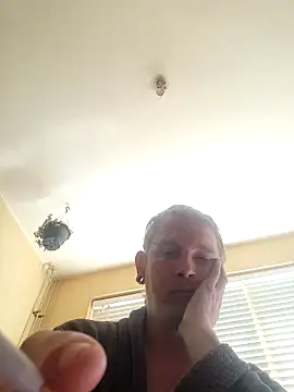 Snapshot of piercingpik chatting on May 22, 2026, 9:07 am piercingpik online show from May 22, 2026, 9:07 am