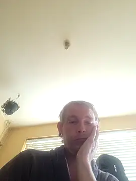 Snapshot of piercingpik chatting on May 7, 2026, 11:13 am piercingpik online show from May 7, 2026, 11:13 am