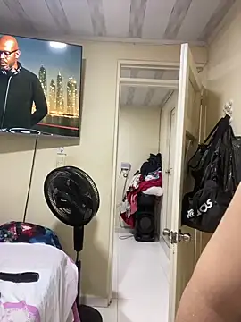 Vliacoooper2 online show from November 22, 2025, 9:30 am