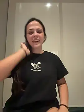 Lady LauraRose online show from February 24, 2026, 2:34 am