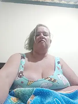 Snapshot of Miss-tetas chatting on January 12, 2026, 12:12 pm Miss-tetas online show from January 12, 2026, 12:12 pm