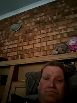 Snapshot of wallacelegend chatting on September 10, 2025, 5:06 am wallacelegend online show from September 10, 2025, 5:06 am