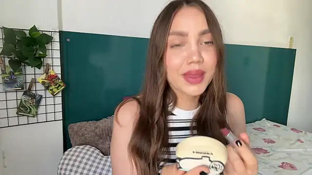 NebulaHaven online show from October 1, 2025, 4:55 pm