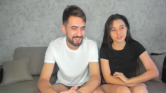 sophywhisper online show from September 19, 2025, 8:18 am