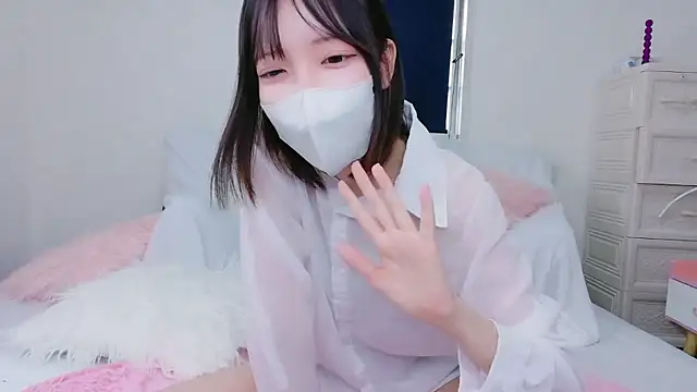 Azusa 128 online show from September 9, 2025, 7:29 am