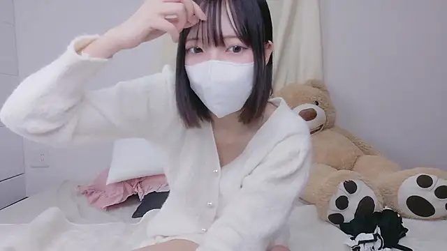 Azusa 128 online show from October 17, 2025, 10:39 am