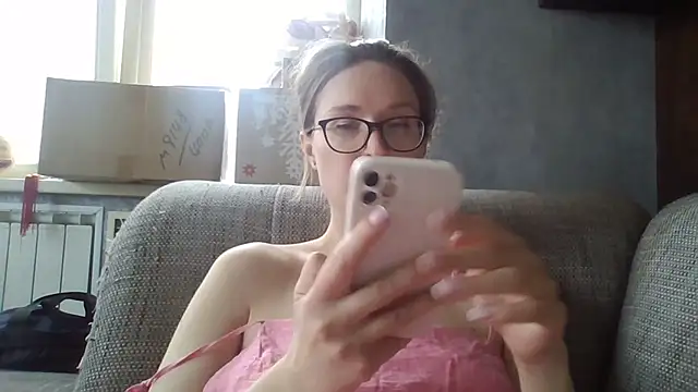 Snapshot of Jugira chatting on May 9, 2026, 3:04 pm Jugira online show from May 9, 2026, 3:04 pm
