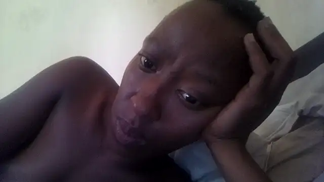 RFeltomWhitJ online show from October 14, 2025, 11:22 am