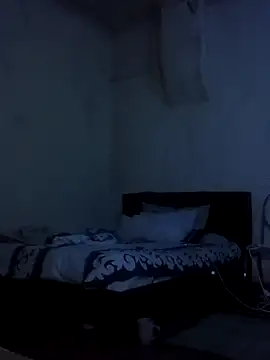 RFeltomWhitJ online show from October 9, 2025, 3:56 pm