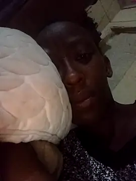 RFeltomWhitJ online show from October 17, 2025, 10:11 pm