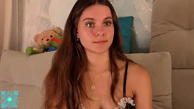 chloemilka online show from July 17, 2026, 5:10 pm