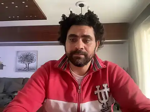 Snapshot of curiousxs chatting on March 31, 2026, 2:19 pm curiousxs online show from March 31, 2026, 2:19 pm