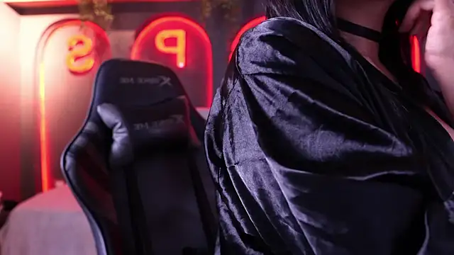 Snapshot of Roma_hells chatting on September 18, 2025, 6:44 pm Roma hells online show from September 18, 2025, 6:44 pm