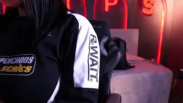 Snapshot of Roma_hells chatting on September 21, 2025, 6:24 pm Roma hells online show from September 21, 2025, 6:24 pm