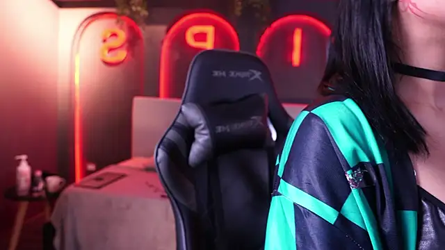 Snapshot of Roma_hells chatting on September 17, 2025, 7:05 pm Roma hells online show from September 17, 2025, 7:05 pm