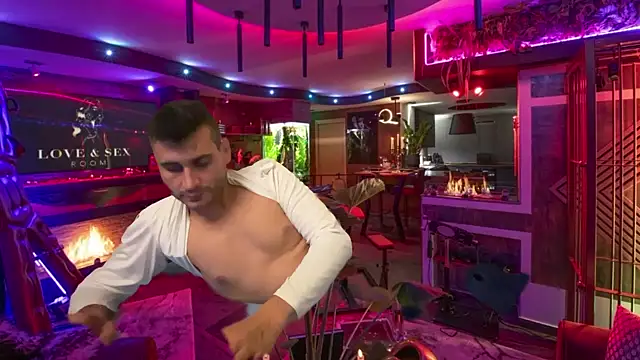 Snapshot of hornycouplefuck12 chatting on October 16, 2025, 9:45 pm hornycouplefuck12 online show from October 16, 2025, 9:45 pm