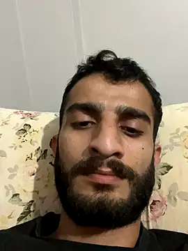 Snapshot of Ylcn11 chatting on November 14, 2025, 10:46 pm Ylcn11 online show from November 14, 2025, 10:46 pm