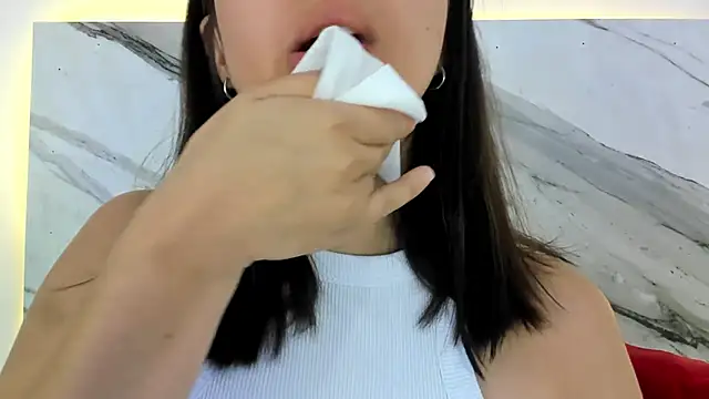 thamiina  online show from February 2, 2026, 6:51 pm