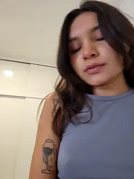 Snapshot of Sami_mer chatting on June 2, 2026, 1:33 pm Sami mer online show from June 2, 2026, 1:33 pm