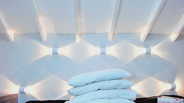 Princesita Sofia  online show from September 17, 2025, 10:45 pm