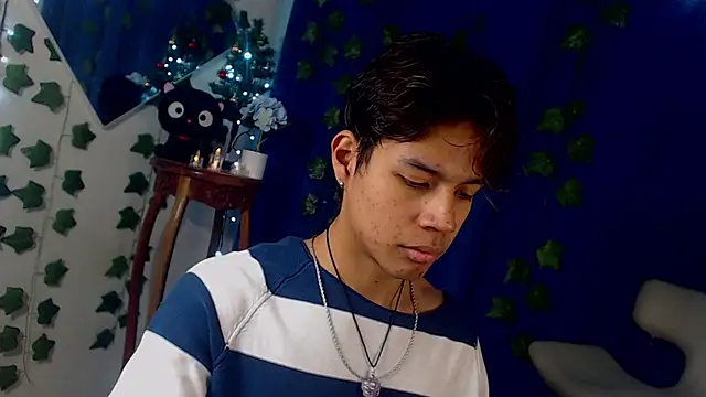 Kaoriimatsuii online show from November 28, 2025, 10:43 pm