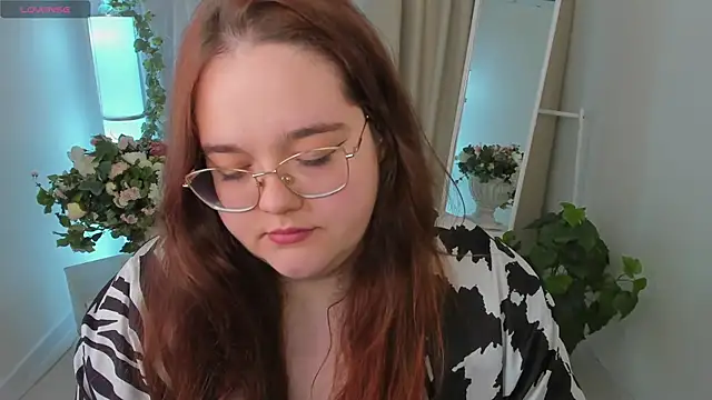 Neko Moor online show from September 24, 2025, 8:37 pm