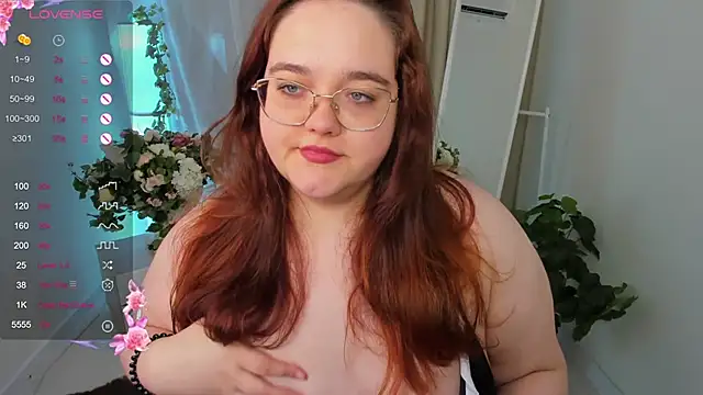 Neko Moor online show from September 25, 2025, 10:05 pm