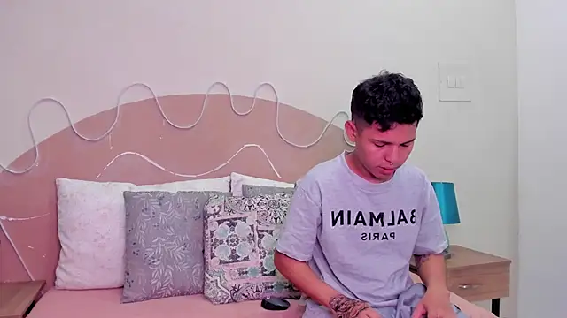 Enrrixxx  online show from November 15, 2025, 12:25 am