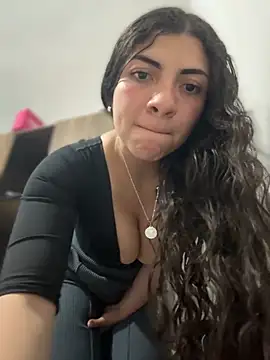 arieel  722 online show from September 12, 2025, 2:34 am