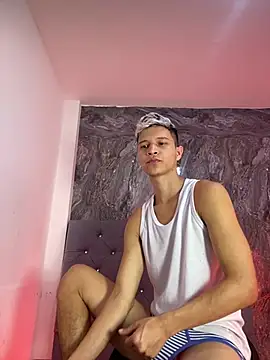 Twinkcock22 online show from February 25, 2026, 9:31 am