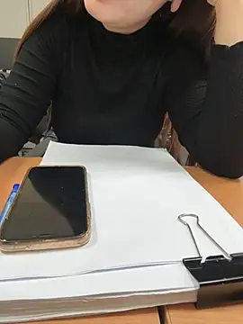 Snapshot of PhuongNhi21 chatting on November 18, 2025, 1:10 am PhuongNhi21 online show from November 18, 2025, 1:10 am