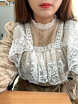 Snapshot of PhuongNhi21 chatting on October 25, 2025, 1:16 am PhuongNhi21 online show from October 25, 2025, 1:16 am