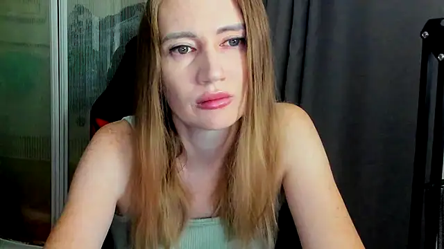 Snapshot of JessFoxxx chatting on July 11, 2026, 2:01 am JessFoxxx online show from July 11, 2026, 2:01 am
