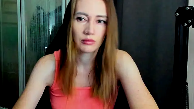 Snapshot of JessFoxxx chatting on July 14, 2026, 3:11 am JessFoxxx online show from July 14, 2026, 3:11 am