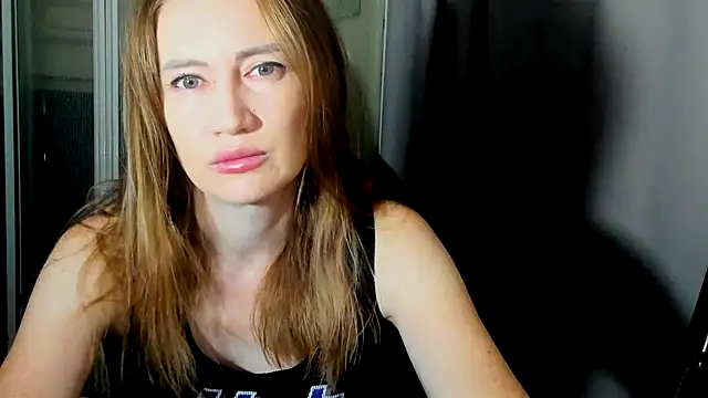 Snapshot of JessFoxxx chatting on July 27, 2026, 1:45 am JessFoxxx online show from July 27, 2026, 1:45 am