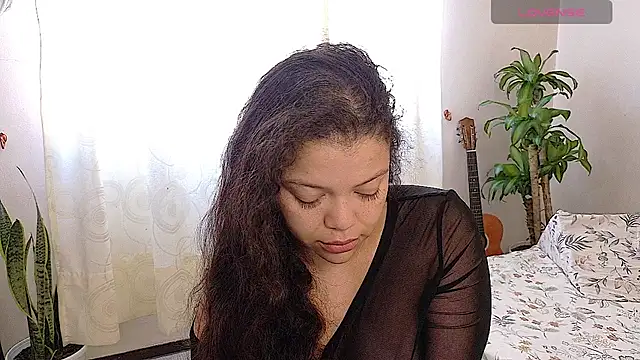 Snapshot of Amanda_sweet chatting on April 12, 2026, 1:36 pm Amanda sweet online show from April 12, 2026, 1:36 pm