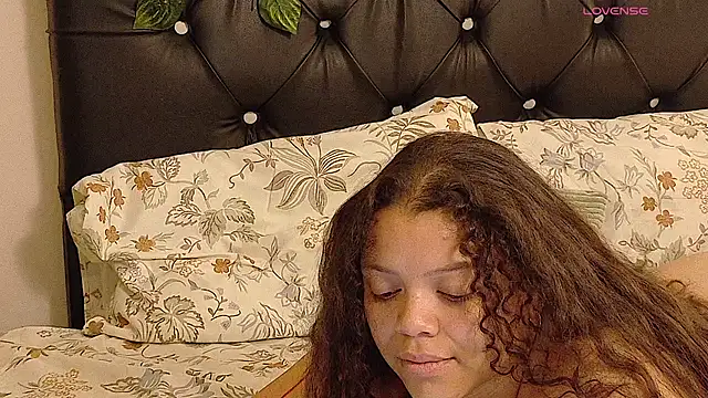 Snapshot of Amanda_sweet chatting on April 10, 2026, 2:18 am Amanda sweet online show from April 10, 2026, 2:18 am