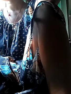 Desi couple305 online show from September 22, 2025, 2:28 am